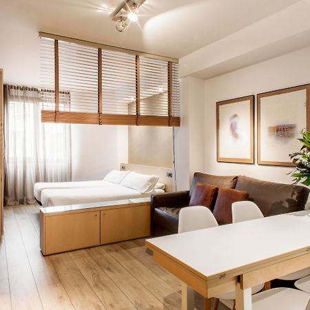 Barcelona Apartment Aramunt Екстер'єр фото