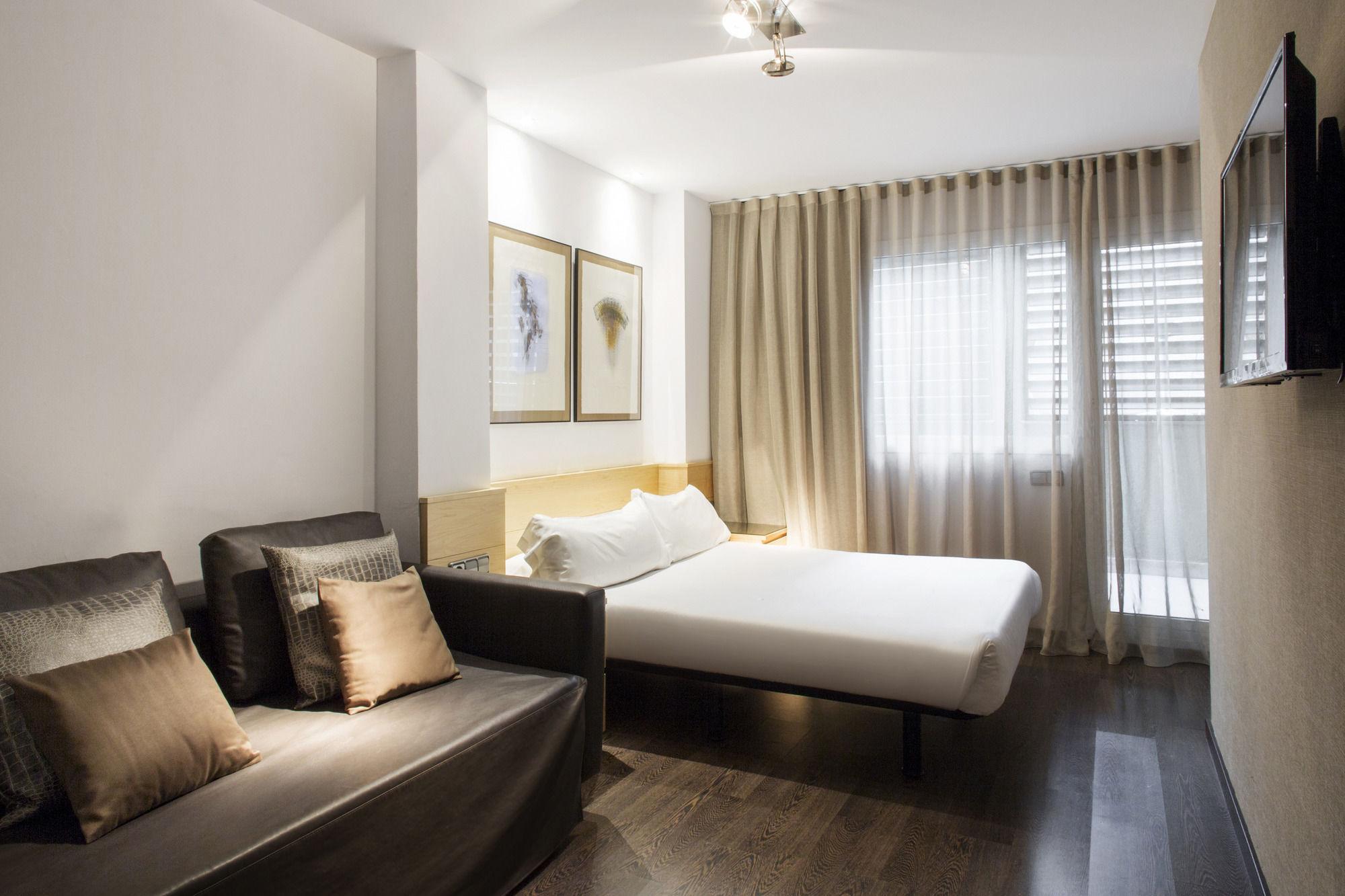 Barcelona Apartment Aramunt Екстер'єр фото
